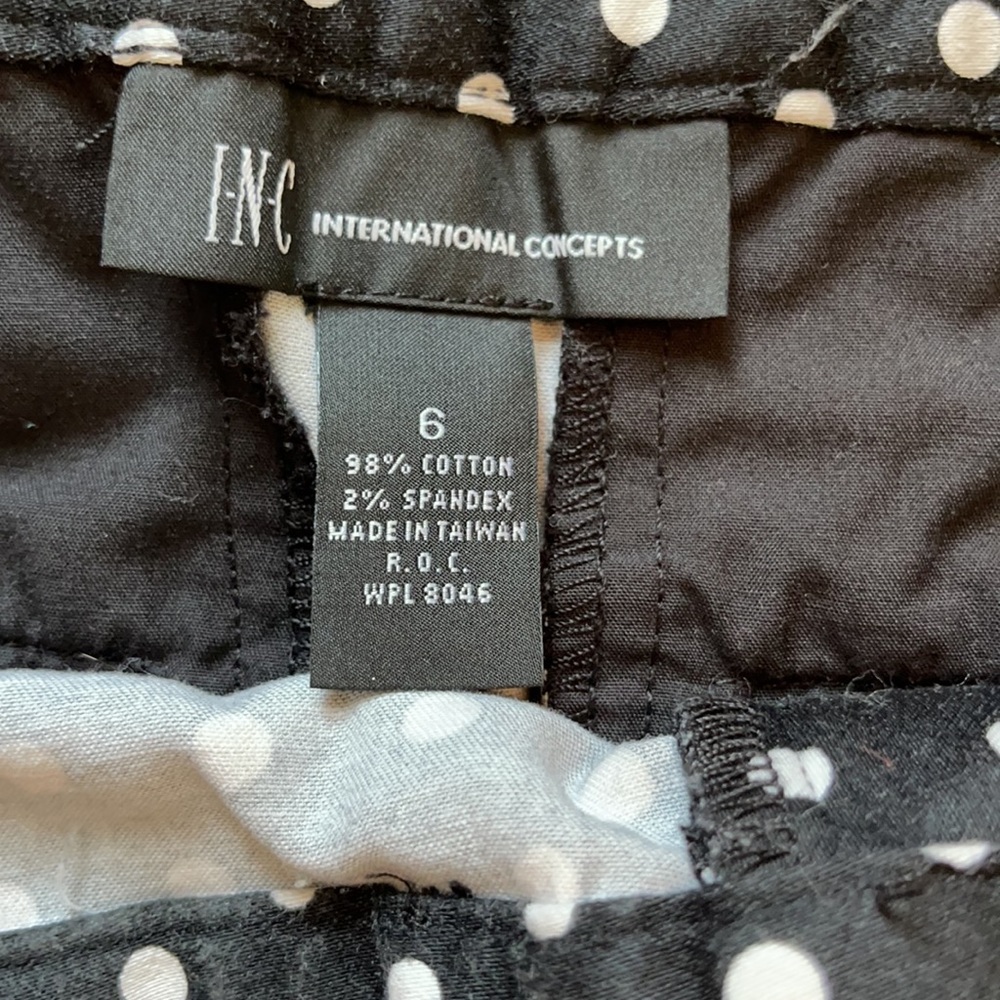 Inc black polka dot shorts, Size 6 - Picture 3 of 4